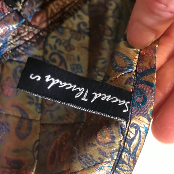 Sacred Threads Bohemian Indian silk beautiful colorful patchwork pattern - Picture 6 of 11